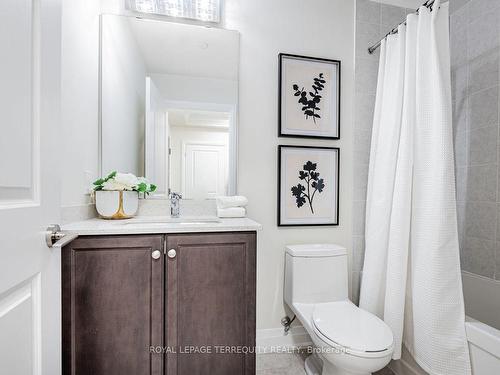 317-25 Baker Hill Blvd, Whitchurch-Stouffville, ON - Indoor Photo Showing Bathroom