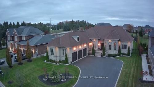 20 Country Club Cres, Uxbridge, ON - Outdoor