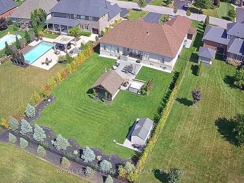 20 Country Club Cres, Uxbridge, ON - Outdoor