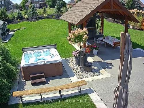 20 Country Club Cres, Uxbridge, ON - Outdoor With Deck Patio Veranda