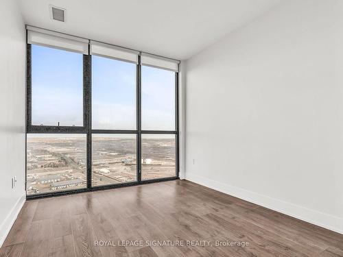 3707-2908 Highway 7, Vaughan, ON - Indoor Photo Showing Other Room