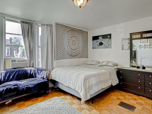 10 Burnfield Ave, Toronto, ON - Indoor Photo Showing Bedroom