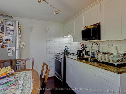 10 Burnfield Ave, Toronto, ON - Indoor Photo Showing Kitchen With Upgraded Kitchen