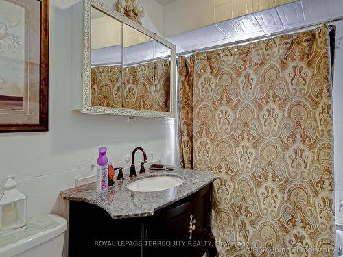 10 Burnfield Ave, Toronto, ON - Indoor Photo Showing Bathroom