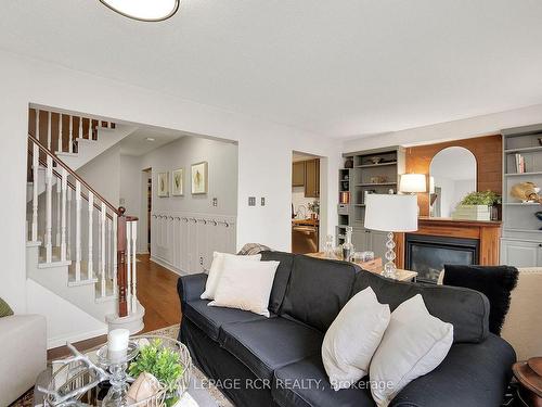 87 Hanton Cres, Caledon, ON - Indoor Photo Showing Living Room With Fireplace