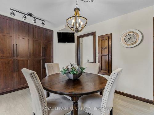 20 Marion St, Caledon, ON - Indoor Photo Showing Dining Room