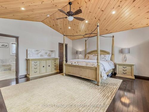 20 Marion St, Caledon, ON - Indoor Photo Showing Bedroom