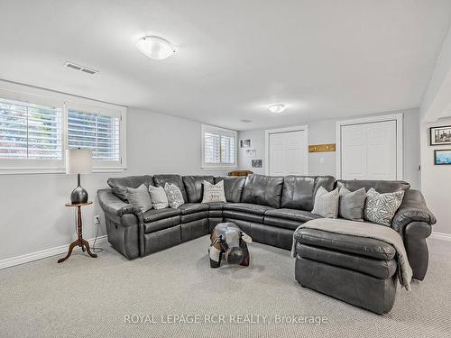 20 Marion St, Caledon, ON - Indoor Photo Showing Living Room