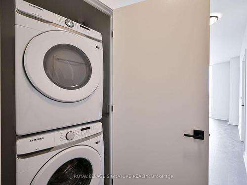 1807-36 Zorra St, Toronto, ON - Indoor Photo Showing Laundry Room