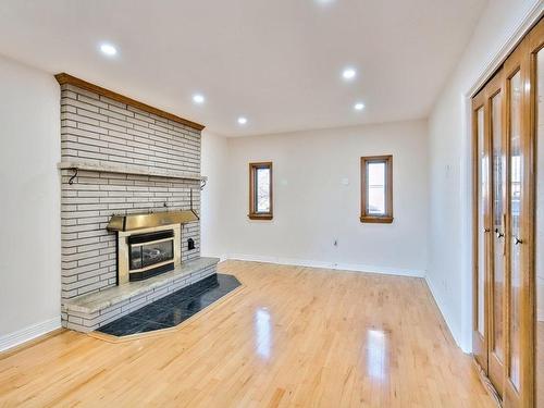 Living room - 1739 Rue St-Louis, Gatineau (Gatineau), QC - Indoor With Fireplace