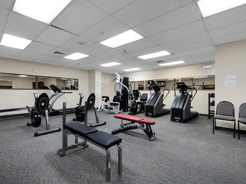 Exercise room - 304-6800 Av. Macdonald, Côte-Saint-Luc, QC - Indoor Photo Showing Gym Room