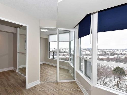 710-4460 Tucana Crt, Mississauga, ON - Indoor Photo Showing Other Room