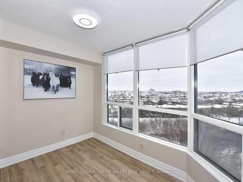 710-4460 Tucana Crt, Mississauga, ON - Indoor Photo Showing Other Room