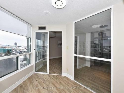 710-4460 Tucana Crt, Mississauga, ON - Indoor Photo Showing Other Room