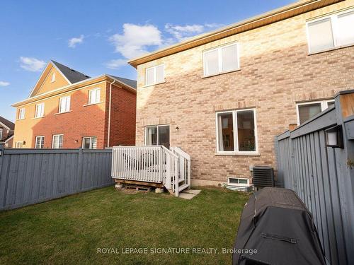 1074 Urell Way, Milton, ON - Outdoor With Exterior