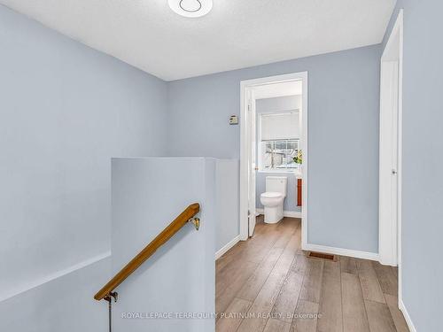 46 Deerpath Dr, Guelph, ON - Indoor Photo Showing Other Room