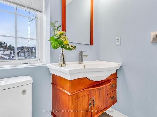 46 Deerpath Dr, Guelph, ON - Indoor Photo Showing Bathroom