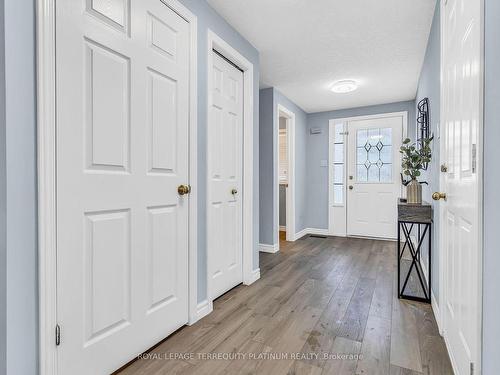 46 Deerpath Dr, Guelph, ON - Indoor Photo Showing Other Room