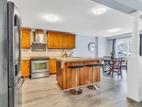 46 Deerpath Dr, Guelph, ON - Indoor Photo Showing Kitchen