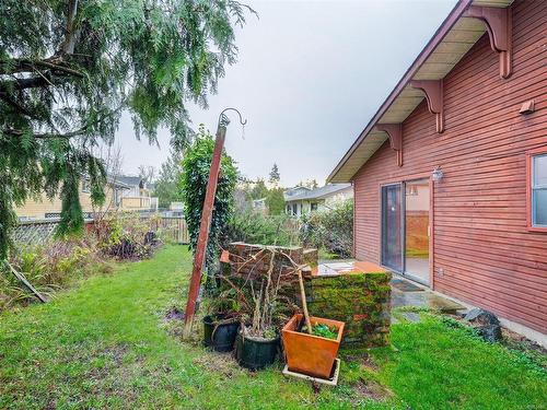 4253 Quadra St, Saanich, BC 