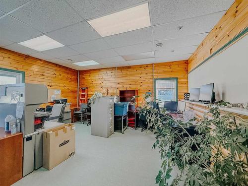 4002 Highway 17 East, Kenora, ON 