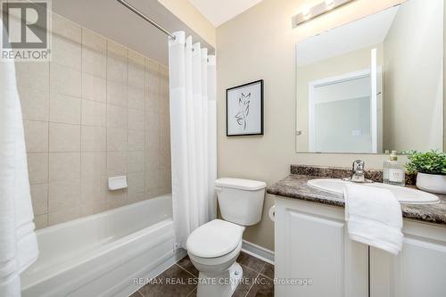 2459 Old Brompton Way, Oakville, ON - Indoor Photo Showing Bathroom