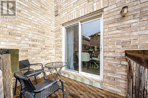 2459 Old Brompton Way, Oakville, ON - Outdoor With Exterior