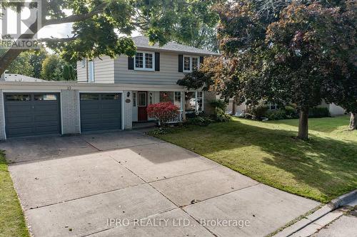 23 Ferndale Crescent, Brampton, ON - Outdoor With Facade