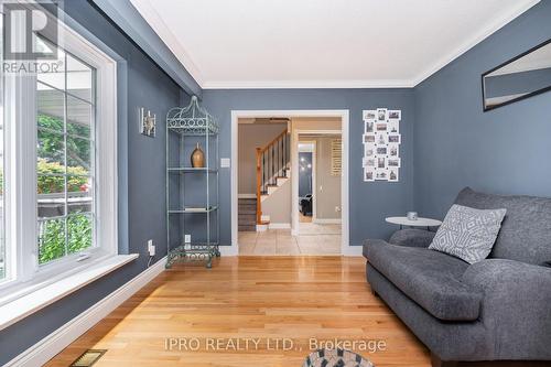 23 Ferndale Crescent, Brampton, ON - Indoor