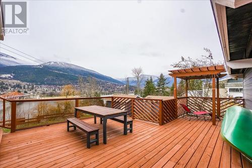 628 Johnstone Road, Nelson, BC - Outdoor With Deck Patio Veranda With Exterior