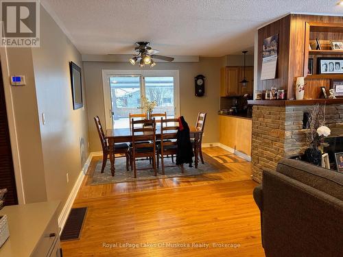 105 Wellington Street S, Gravenhurst (Muskoka (S)), ON - Indoor Photo Showing Dining Room