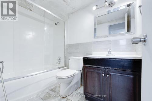 309 - 10 Edgecliff Golfway, Toronto, ON - Indoor Photo Showing Bathroom