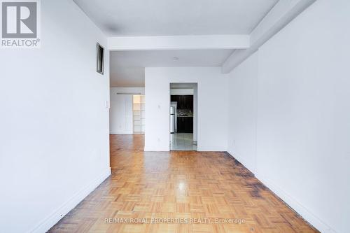 309 - 10 Edgecliff Golfway, Toronto, ON - Indoor Photo Showing Other Room