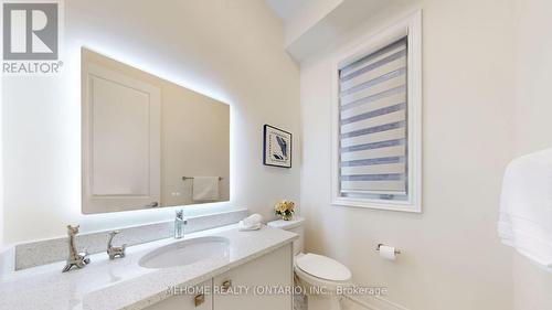 7 Fauchard Street, Richmond Hill, ON - Indoor Photo Showing Bathroom