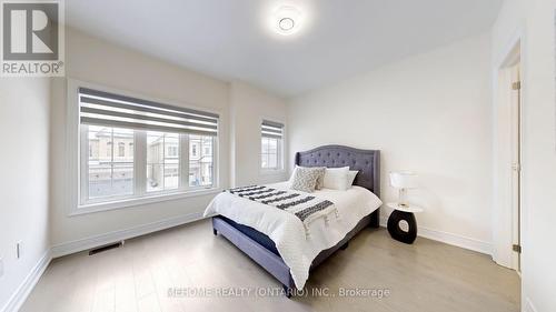 7 Fauchard Street, Richmond Hill, ON - Indoor Photo Showing Bedroom