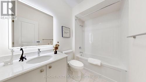 7 Fauchard Street, Richmond Hill, ON - Indoor Photo Showing Bathroom