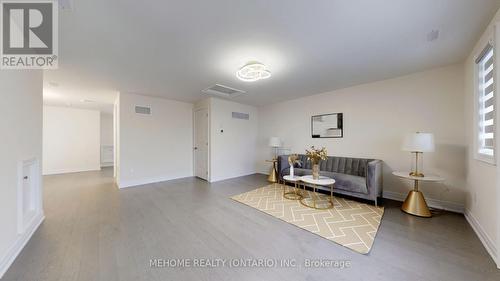 7 Fauchard Street, Richmond Hill, ON - Indoor