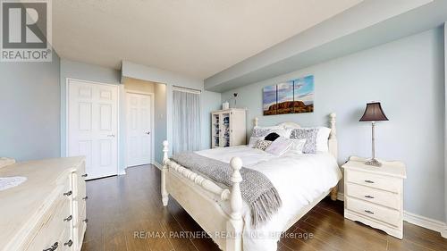 907 - 8501 Bayview Avenue, Richmond Hill, ON - Indoor Photo Showing Bedroom