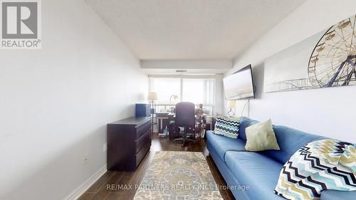 907 - 8501 Bayview Avenue, Richmond Hill, ON - Indoor Photo Showing Other Room