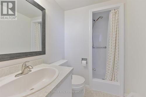 808 - 820 Burnhamthorpe Road, Toronto, ON - Indoor Photo Showing Bathroom