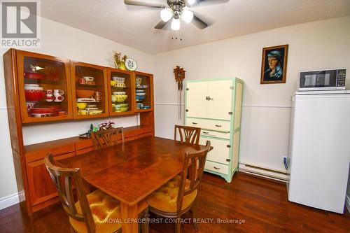 104 - 25 Meadow Lane, Barrie, ON - Indoor Photo Showing Dining Room