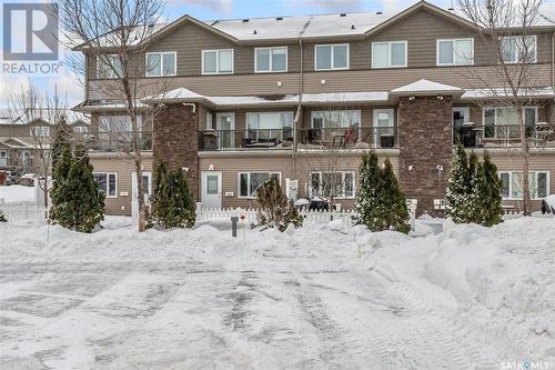 214 225 Maningas Bend, Saskatoon, SK - Outdoor With Facade