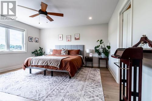 126 Susan Drive, Pelham (662 - Fonthill), ON - Indoor Photo Showing Bedroom