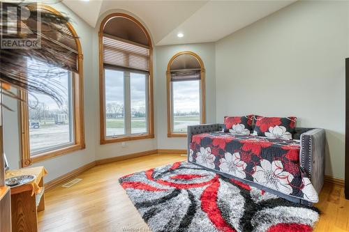 9225 Short Malden Road, Lasalle, ON - Indoor Photo Showing Bedroom