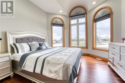 9225 Short Malden Road, Lasalle, ON - Indoor Photo Showing Bedroom