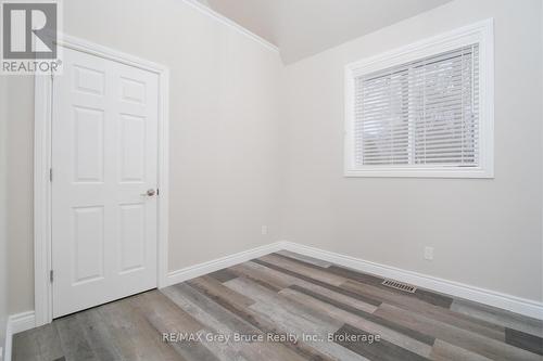 635 18Th Street E, Owen Sound, ON - Indoor Photo Showing Other Room