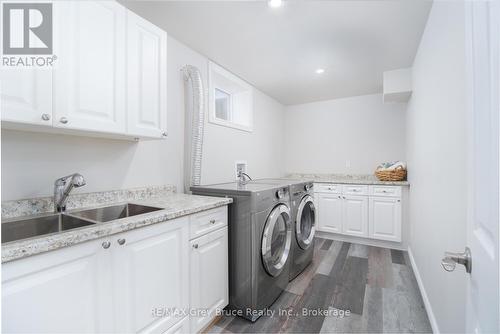 635 18Th Street E, Owen Sound, ON - Indoor Photo Showing Laundry Room