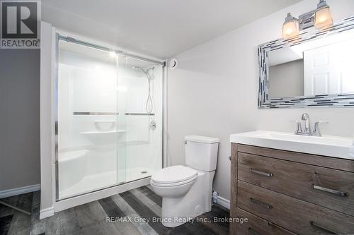 635 18Th Street E, Owen Sound, ON - Indoor Photo Showing Bathroom