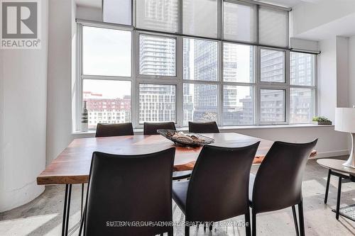 447 - 155 Dalhousie Street, Toronto, ON - Indoor Photo Showing Dining Room