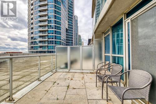 408 - 8 York Street, Toronto, ON - Outdoor